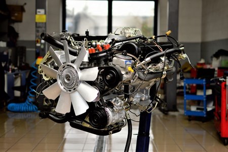 broler_mercedes_m117_silnik_renowacja5_.jpg